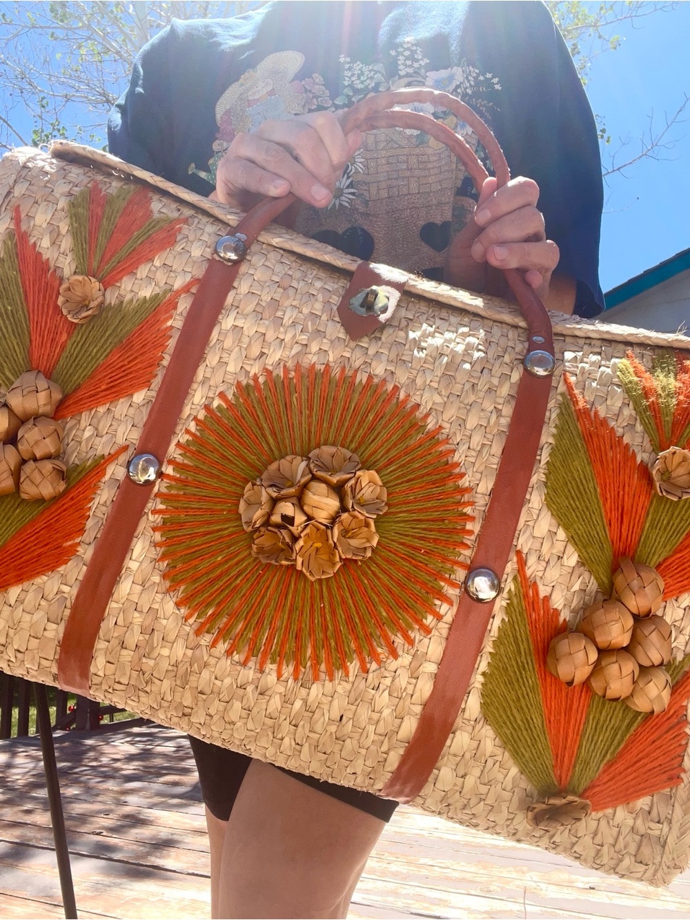 Vintage Handmade 1960s Cozumel Raffia Overnight Bag / Tote With Handles - Picture 2 of 7